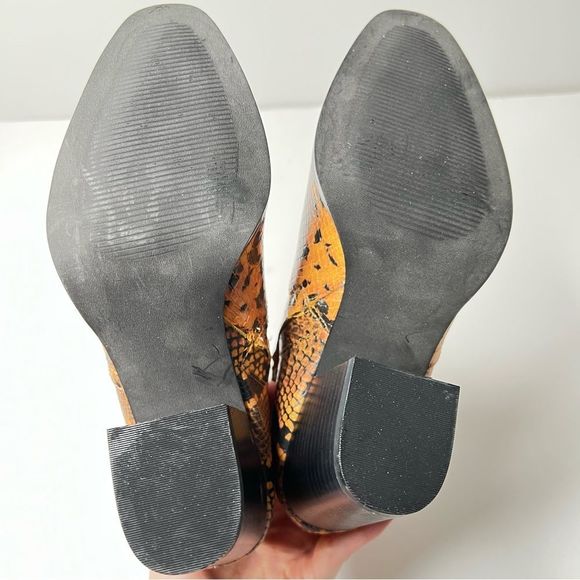 Steve Madden Womens Dallas Yellow Snake Ankle Boots Heels Size 6 New Boho - Picture 7 of 9